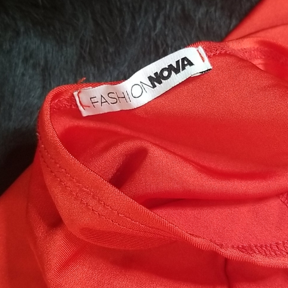 Fashion Nova Red One Piece Swim Large - Picture 5 of 5